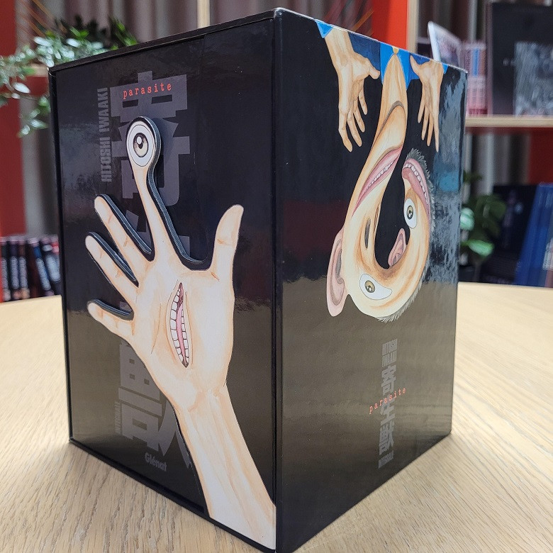 https://www.manga-news.com/public/2023/news_09/parasite-coffret-glenat-2023-2.jpg