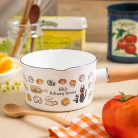 Kiki la petite sorcière casserole Viennese pastries 