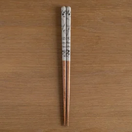 Studio Ghibli Baguettes laquées Kiki la petite sorcière marron 21 cm 