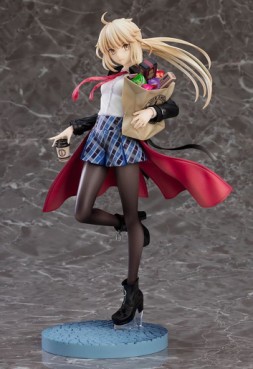 Saber/Altria Pendragon (Alter) - Ver. Heroic Spirit Traveling Outfit - Good Smile Company