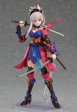 Mangas - Saber/Miyamoto Musashi - Figma