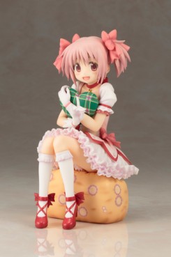 Madoka Kaname - Kotobukiya