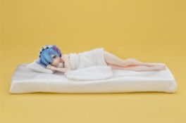 Rem - Ver. Sleeping Together - Kadokawa