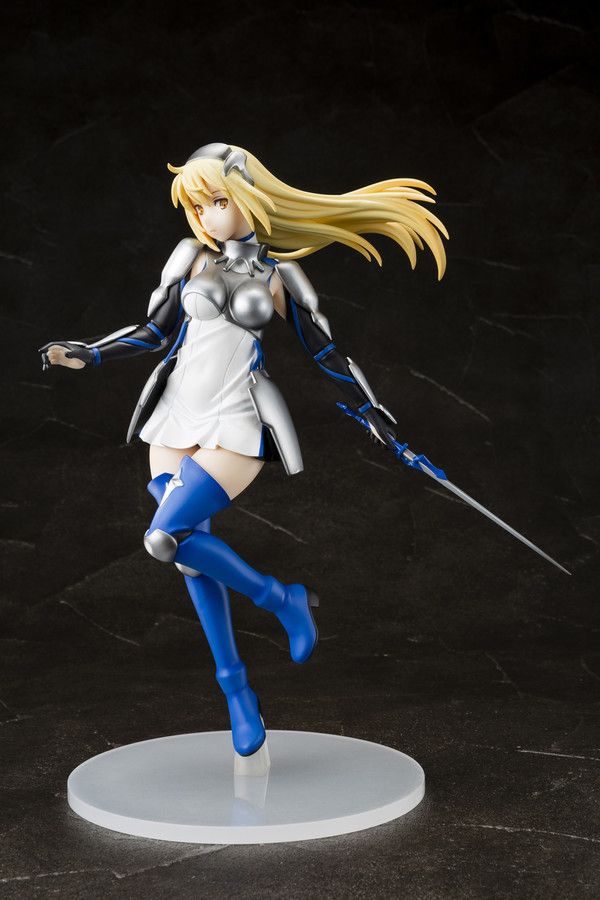 goodie - Aiz Wallenstein - Hakoiri Musume