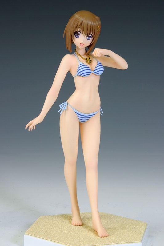 goodie - Hayate Yagami - Beach Queens