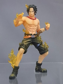 One Piece - Styling 9 - Ace - Bandai