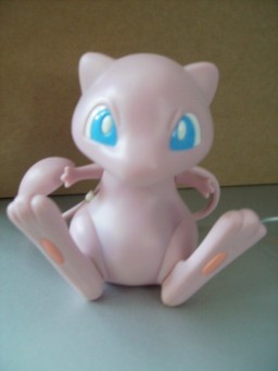 Mew - Figurine Parlante - Hasbro