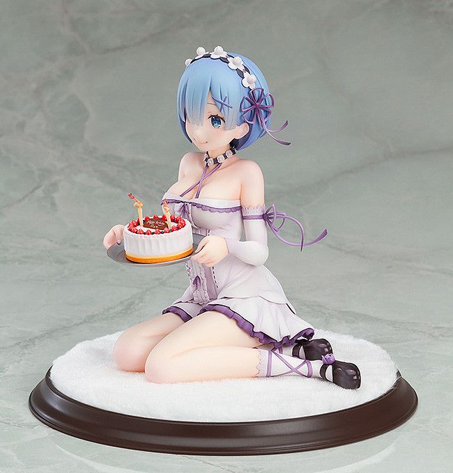 re-zero-rem-birthday-cake-kadokawa-2.jpg